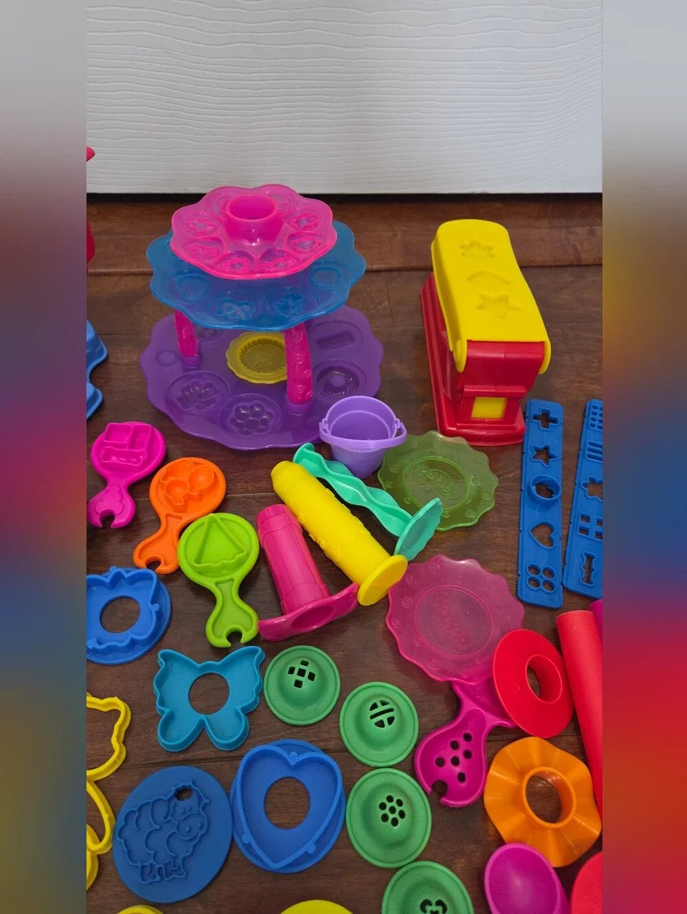 Play-Doh 93-Piece Mega Lot w/ Fun Factory & 6 Soft Cans